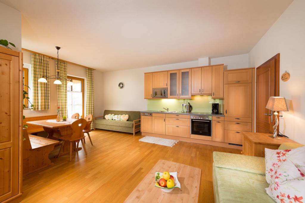 Ferienwohnung Mitterbichlhof St. Johann im Pongau Exterior foto